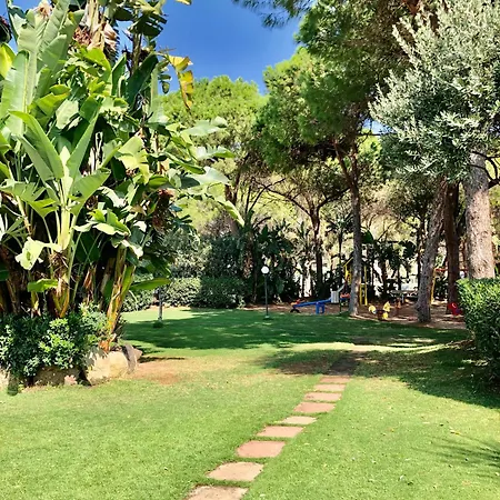 캠프장 Cala D'ostia