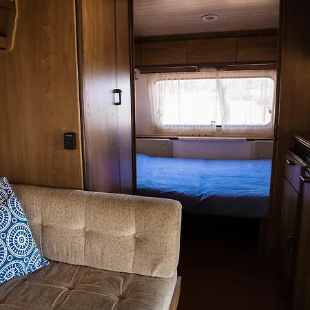 Cala D'ostia 캠프장 풀라