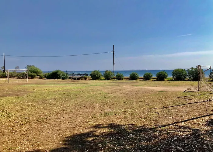 キャンプ場 Cala D'ostia プーラ