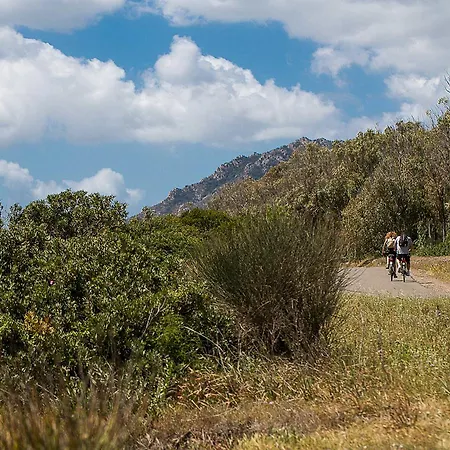 营地 Cala D'ostia *